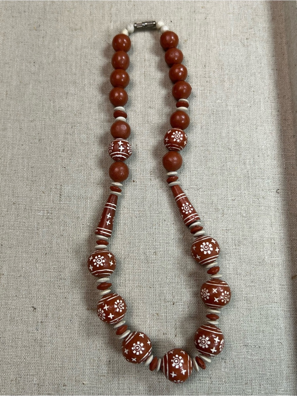 Vintage Terracotta Colored Floral Bead Necklace - Picture 8 of 11